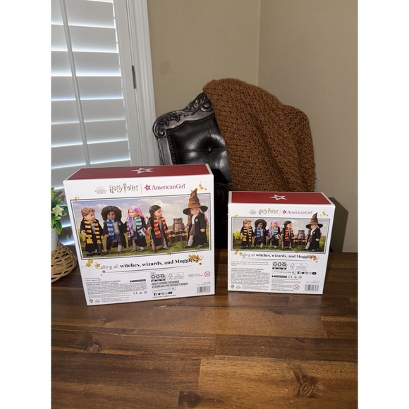 American Girl Harry Potter Hogwarts Uniform And Sorting Hat Nimbus 2000 NIB - Picture 2 of 9